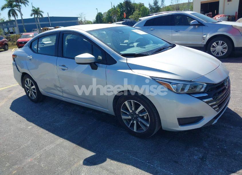 2024 Nissan Versa 1.6 SV (VIN 3N1CN8EV7RL913715) main photo