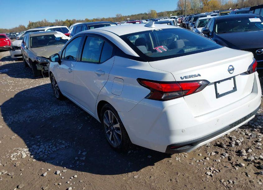 Photo 3 of 2020 Nissan Versa SV XTRONIC CVT (VIN 3N1CN8EV8LL800668)
