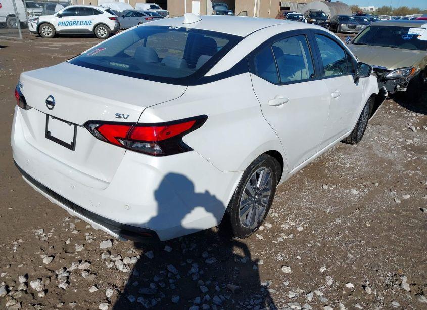 Photo 4 of 2020 Nissan Versa SV XTRONIC CVT (VIN 3N1CN8EV8LL800668)