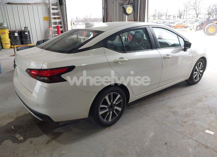 Photo 4 of 2020 Nissan Versa SV XTRONIC CVT (VIN 3N1CN8EV8LL868341)