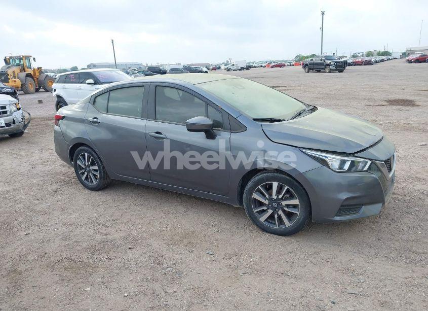 2020 Nissan Versa SV XTRONIC CVT (VIN 3N1CN8EV8LL895524) main photo