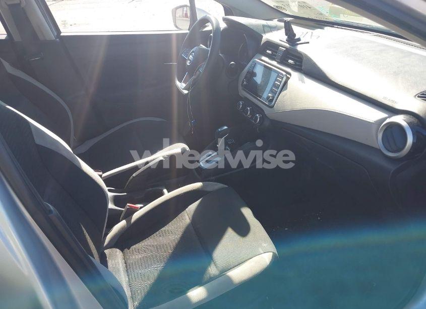 Photo 5 of 2021 Nissan Versa SV XTRONIC CVT (VIN 3N1CN8EV8ML813051)