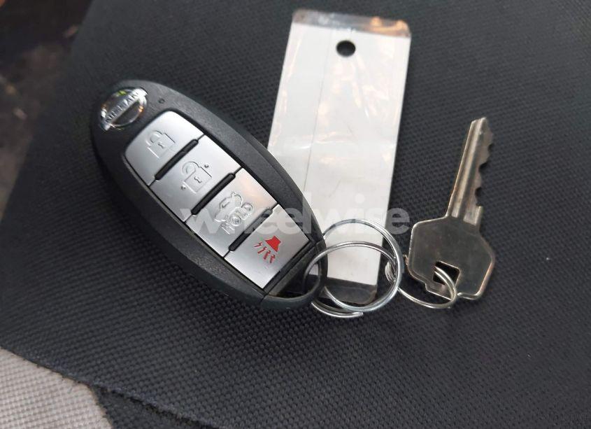 Photo 11 of 2021 Nissan Versa SV XTRONIC CVT (VIN 3N1CN8EV8ML827791)