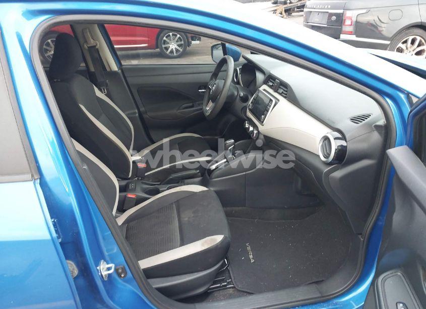 Photo 5 of 2021 Nissan Versa SV XTRONIC CVT (VIN 3N1CN8EV8ML827791)