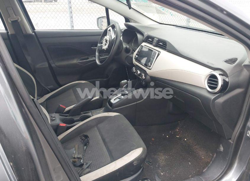 Photo 5 of 2021 Nissan Versa SV XTRONIC CVT (VIN 3N1CN8EV8ML831968)