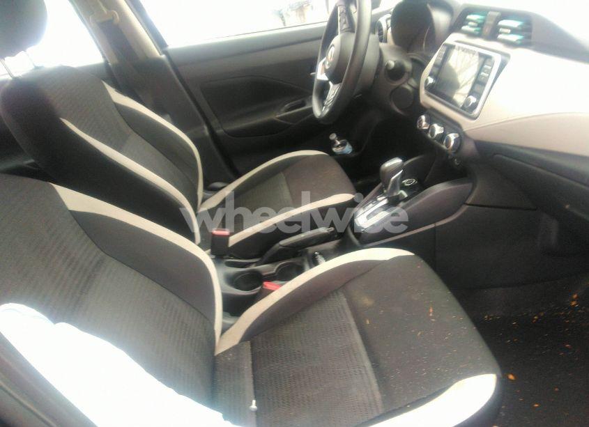 Photo 5 of 2021 Nissan Versa SV XTRONIC CVT (VIN 3N1CN8EV8ML843991)