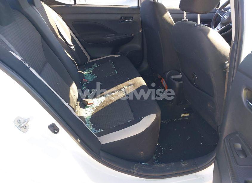 Photo 8 of 2021 Nissan Versa SV XTRONIC CVT (VIN 3N1CN8EV8ML847281)