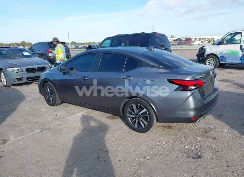 Photo 3 of 2021 Nissan Versa SV XTRONIC CVT (VIN 3N1CN8EV8ML871905)