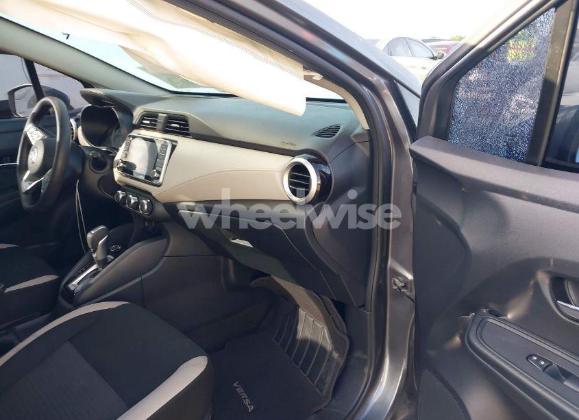 Photo 5 of 2021 Nissan Versa SV XTRONIC CVT (VIN 3N1CN8EV8ML871905)