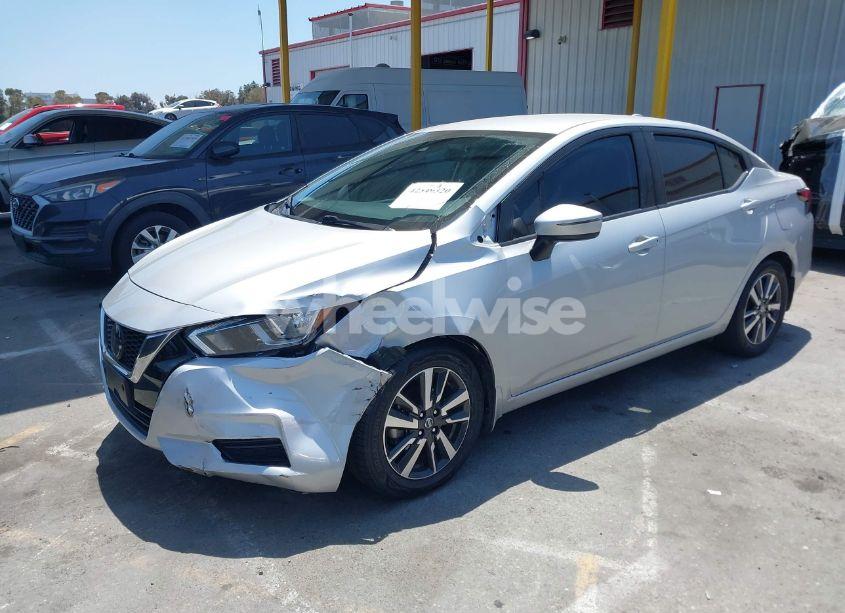 Photo 2 of 2021 Nissan Versa SV XTRONIC CVT (VIN 3N1CN8EV8ML880233)