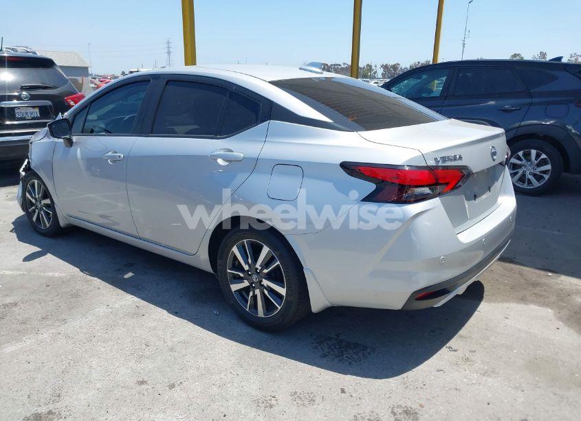 Photo 3 of 2021 Nissan Versa SV XTRONIC CVT (VIN 3N1CN8EV8ML880233)