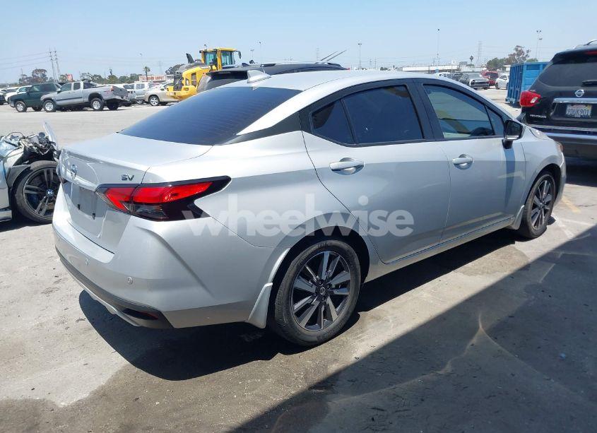 Photo 4 of 2021 Nissan Versa SV XTRONIC CVT (VIN 3N1CN8EV8ML880233)