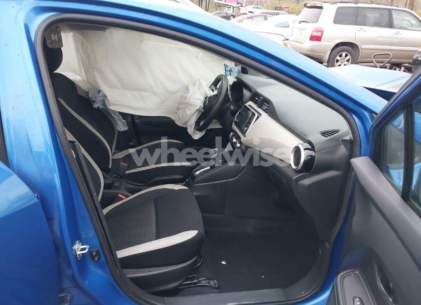 Photo 5 of 2021 Nissan Versa SV XTRONIC CVT (VIN 3N1CN8EV8ML889966)