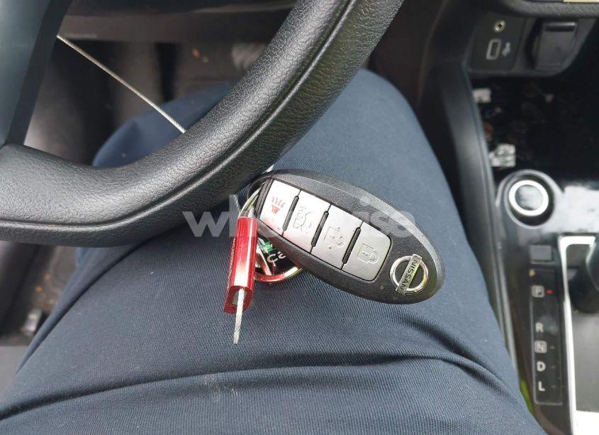 Photo 11 of 2021 Nissan Versa SV XTRONIC CVT (VIN 3N1CN8EV8ML890972)