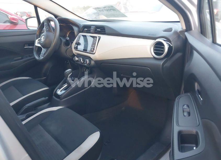 Photo 5 of 2021 Nissan Versa SV XTRONIC CVT (VIN 3N1CN8EV8ML891703)