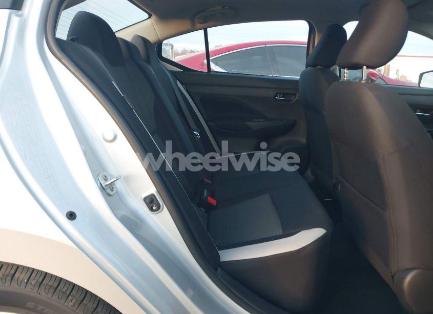 Photo 8 of 2021 Nissan Versa SV XTRONIC CVT (VIN 3N1CN8EV8ML891703)