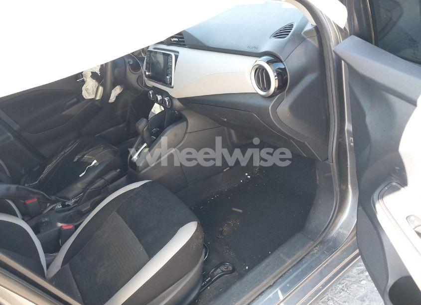 Photo 5 of 2022 Nissan Versa 1.6 SV XTRONIC CVT (VIN 3N1CN8EV8NL827629)