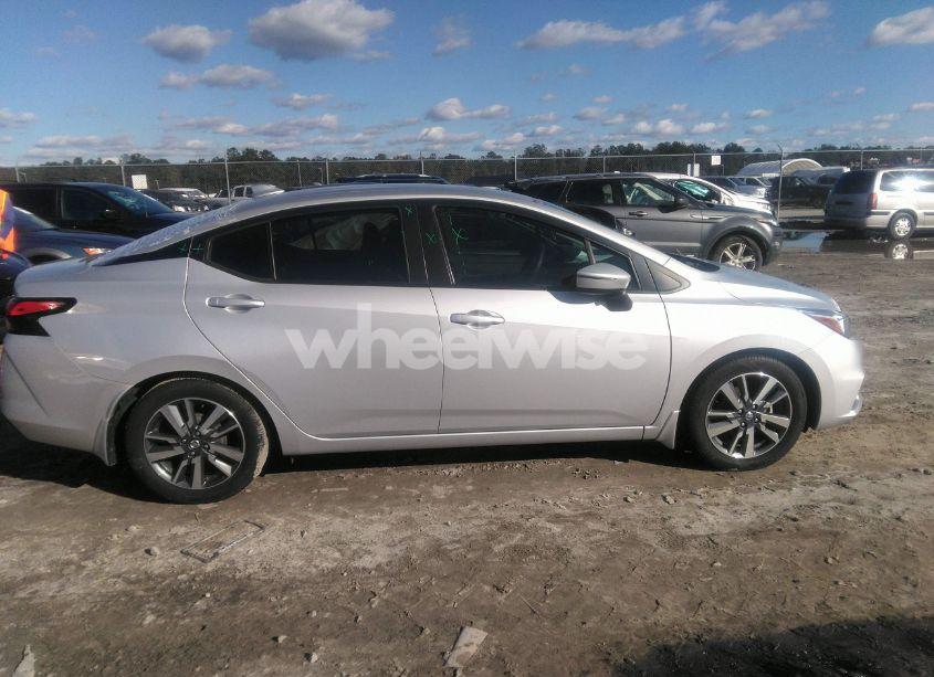 Photo 13 of 2020 Nissan Versa SV XTRONIC CVT (VIN 3N1CN8EV9LL804003)