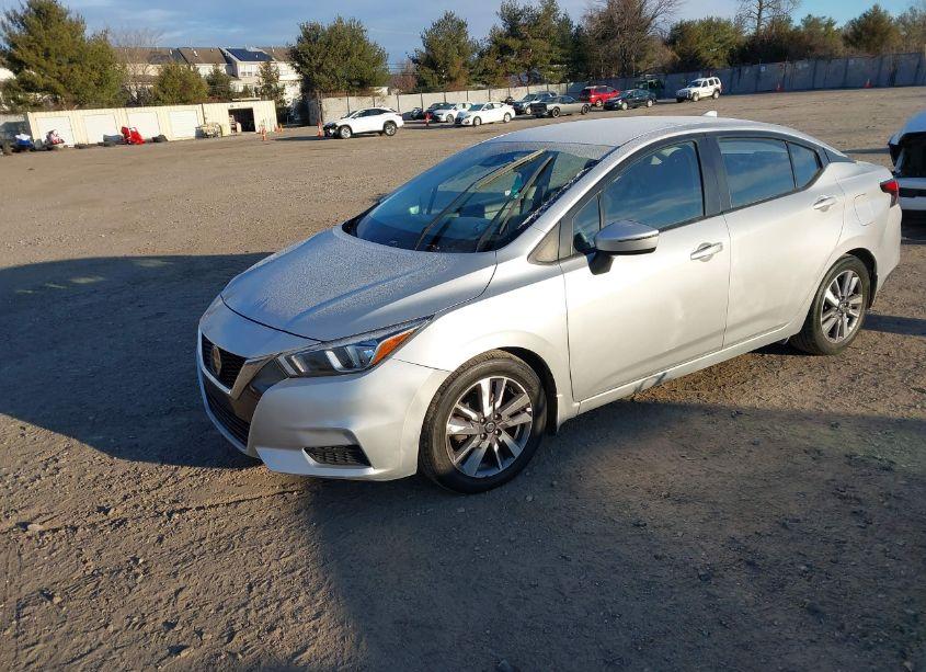 Photo 2 of 2020 Nissan Versa SV XTRONIC CVT (VIN 3N1CN8EV9LL811002)