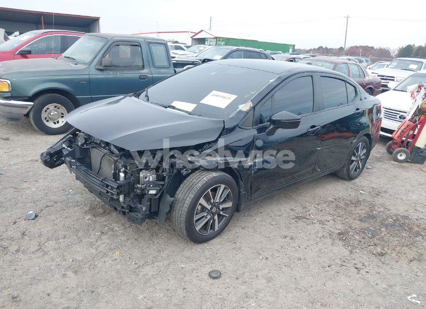 Photo 2 of 2020 Nissan Versa SV XTRONIC CVT (VIN 3N1CN8EV9LL858711)