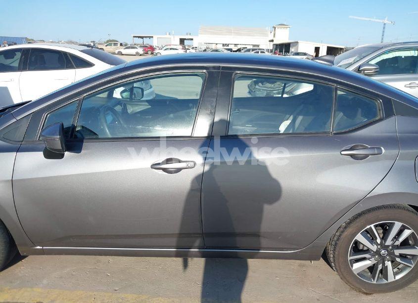 Photo 14 of 2021 Nissan Versa SV XTRONIC CVT (VIN 3N1CN8EV9ML843885)