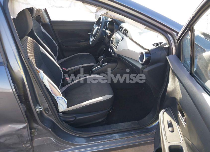 Photo 5 of 2021 Nissan Versa SV XTRONIC CVT (VIN 3N1CN8EV9ML843885)