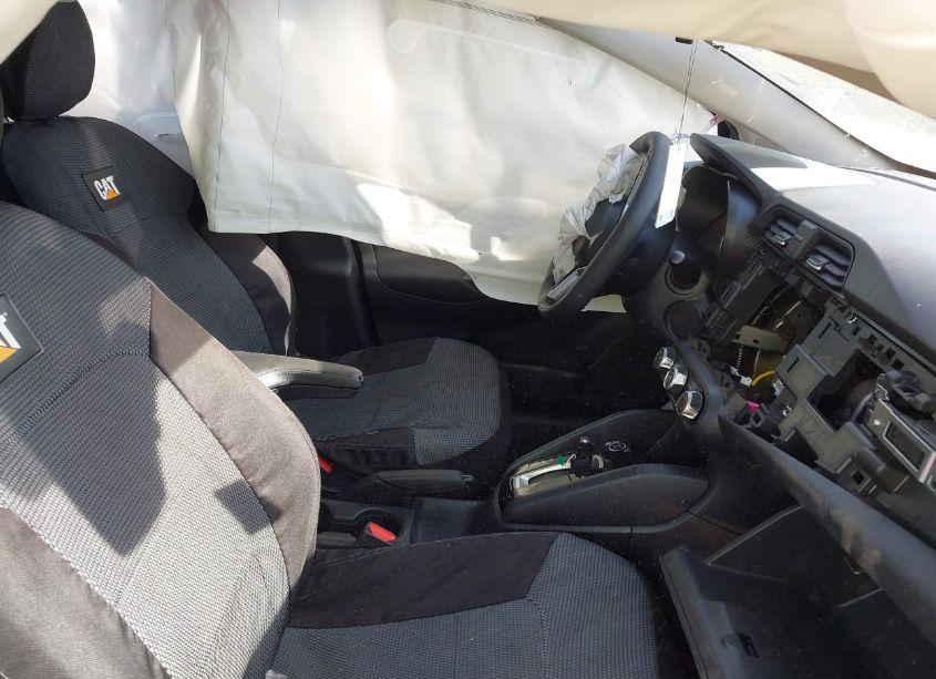 Photo 5 of 2021 Nissan Versa SV XTRONIC CVT (VIN 3N1CN8EV9ML850111)