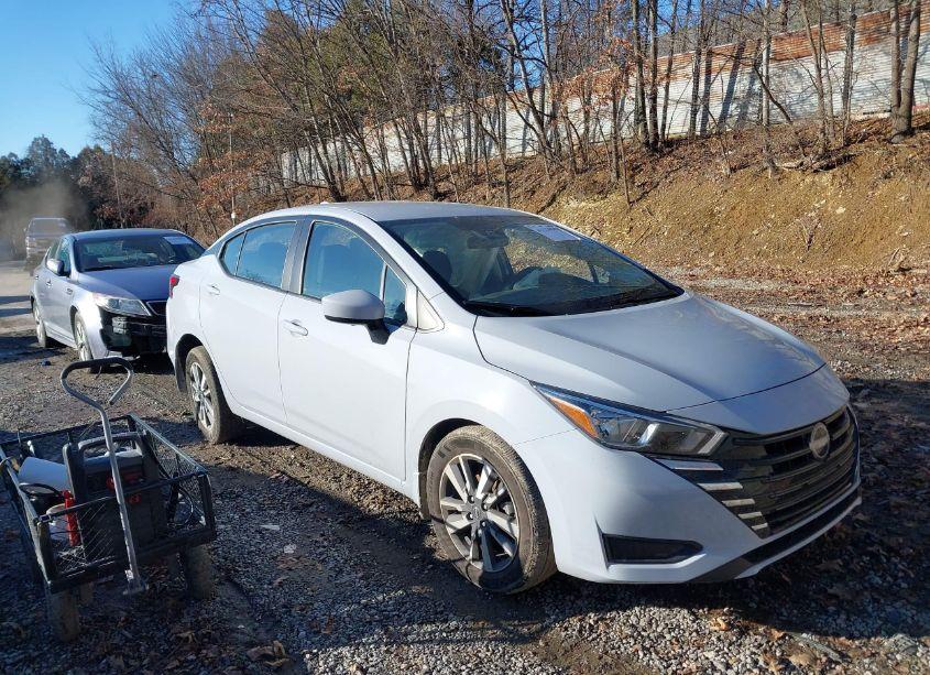 2024 Nissan Versa 1.6 SV (VIN 3N1CN8EV9RL877039) main photo