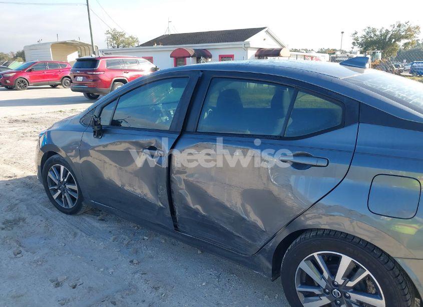 Photo 6 of 2020 Nissan Versa SV XTRONIC CVT (VIN 3N1CN8EVXLL808447)