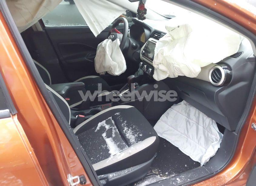 Photo 5 of 2020 Nissan Versa SV XTRONIC CVT (VIN 3N1CN8EVXLL831288)