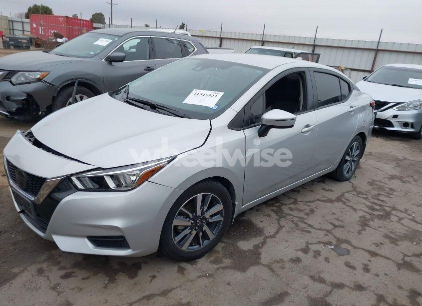 Photo 2 of 2020 Nissan Versa SV XTRONIC CVT (VIN 3N1CN8EVXLL837902)