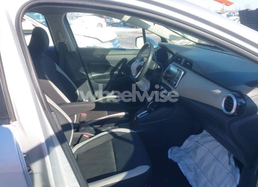 Photo 5 of 2020 Nissan Versa SV XTRONIC CVT (VIN 3N1CN8EVXLL876246)