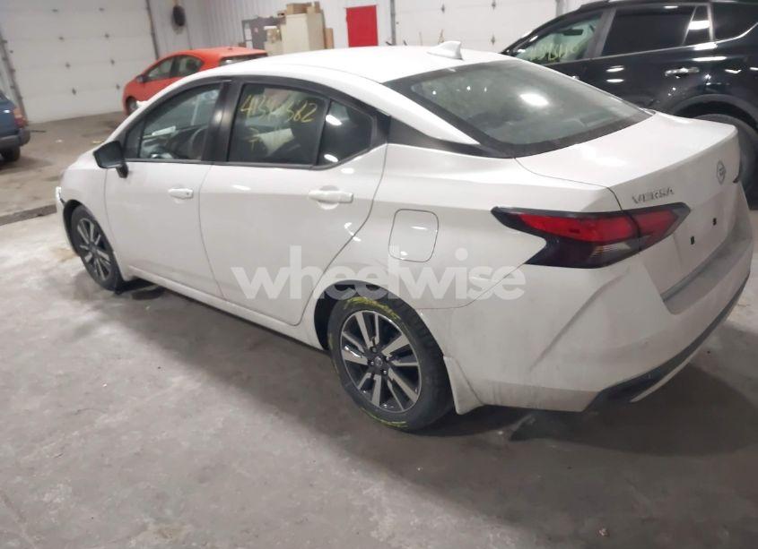 Photo 3 of 2020 Nissan Versa SV XTRONIC CVT (VIN 3N1CN8EVXLL901565)