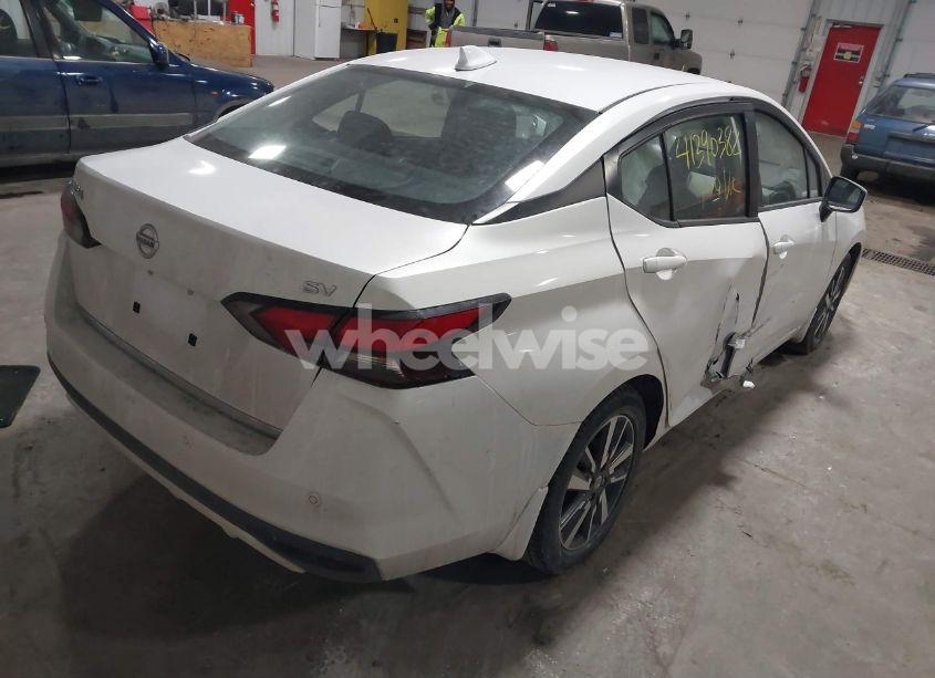 Photo 4 of 2020 Nissan Versa SV XTRONIC CVT (VIN 3N1CN8EVXLL901565)