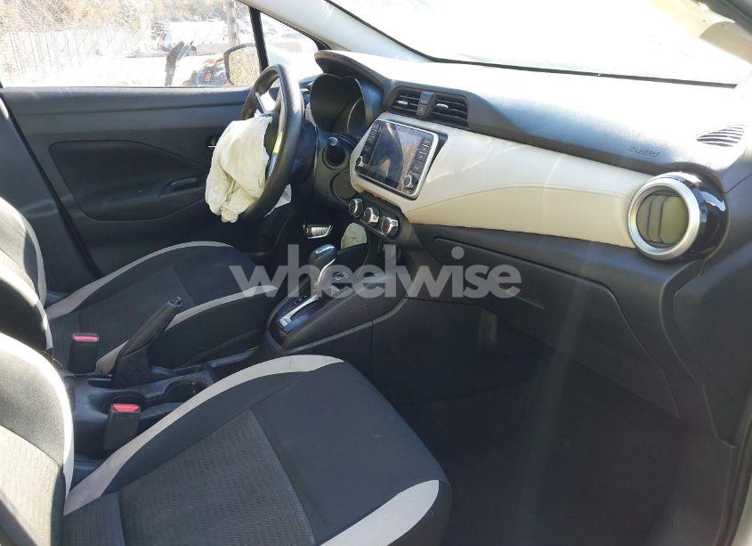 Photo 5 of 2021 Nissan Versa SV XTRONIC CVT (VIN 3N1CN8EVXML834709)