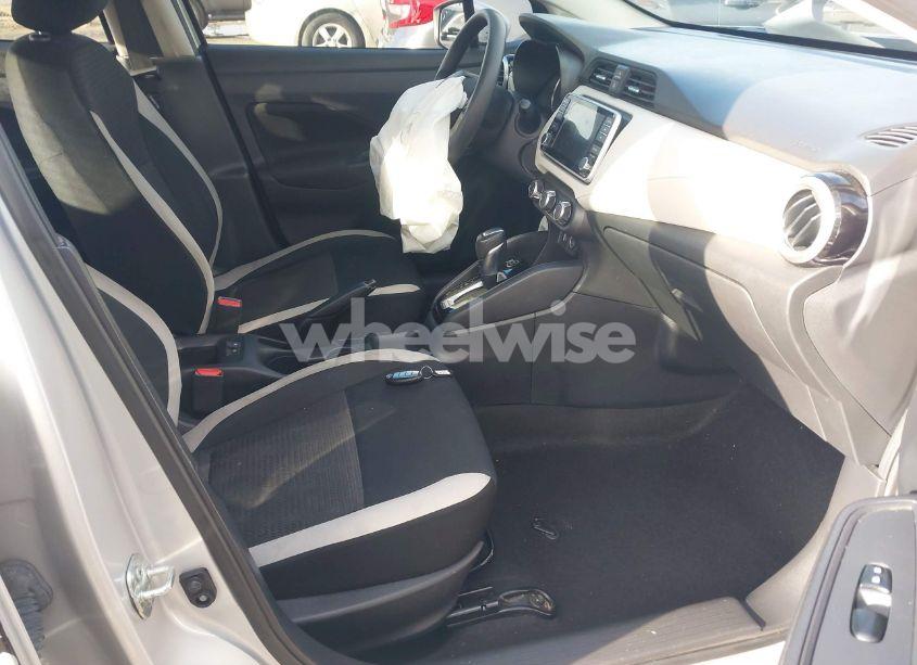 Photo 5 of 2021 Nissan Versa SV XTRONIC CVT (VIN 3N1CN8EVXML837853)