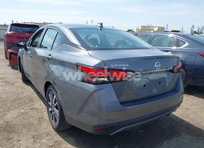 Photo 3 of 2021 Nissan Versa SV XTRONIC CVT (VIN 3N1CN8EVXML868505)