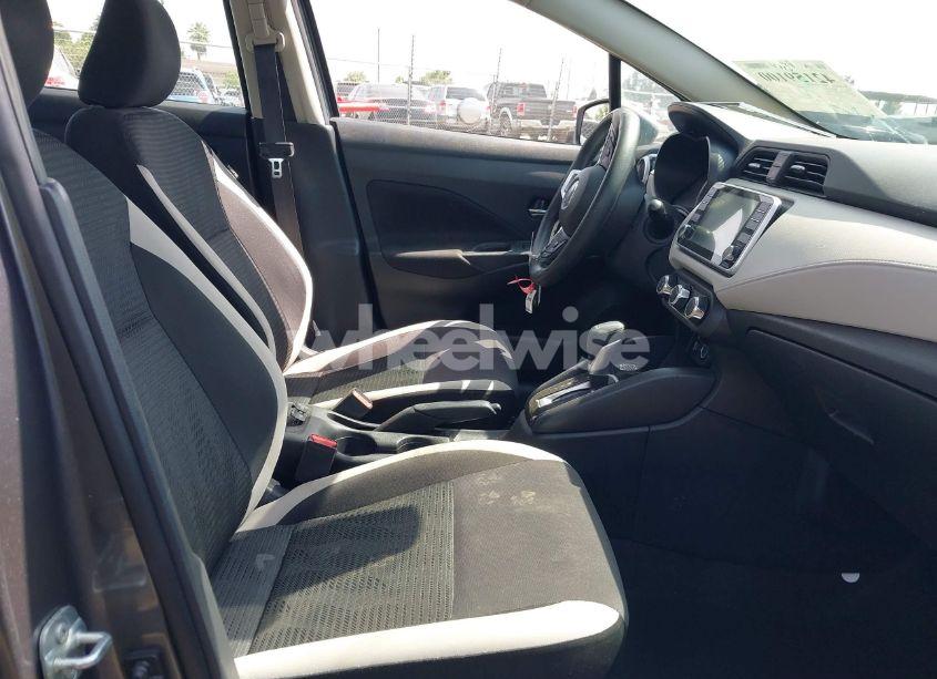 Photo 5 of 2021 Nissan Versa SV XTRONIC CVT (VIN 3N1CN8EVXML868505)