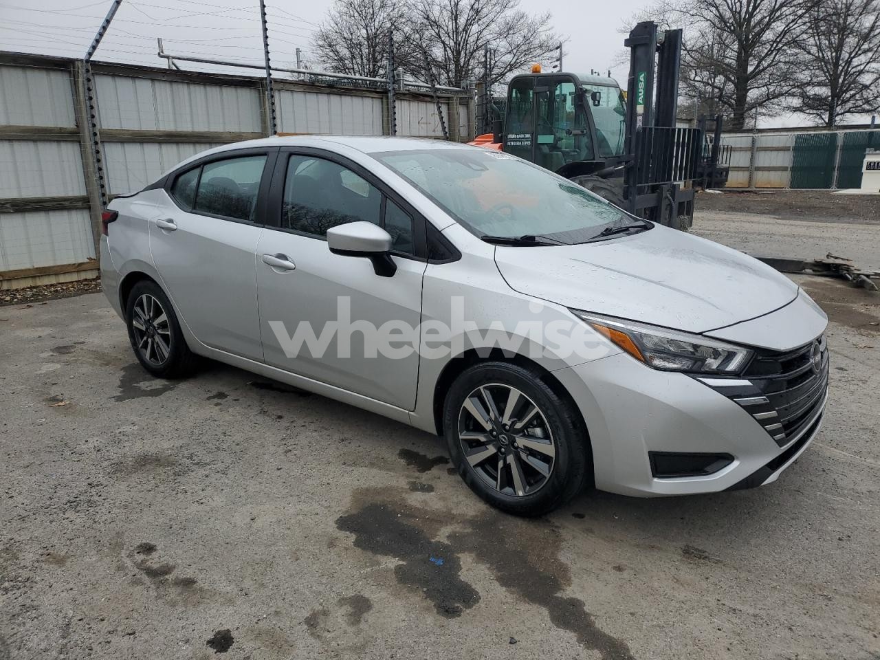 Photo 4 of 2025 NISSAN VERSA SV (VIN 3N1CN8EVXSL843083)