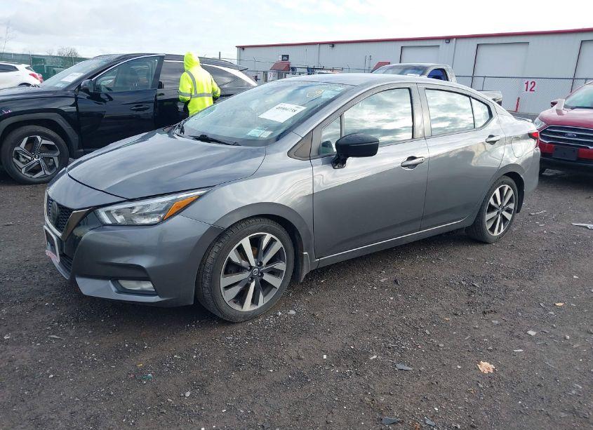 Photo 2 of 2020 Nissan Versa SR XTRONIC CVT (VIN 3N1CN8FV1LL804429)
