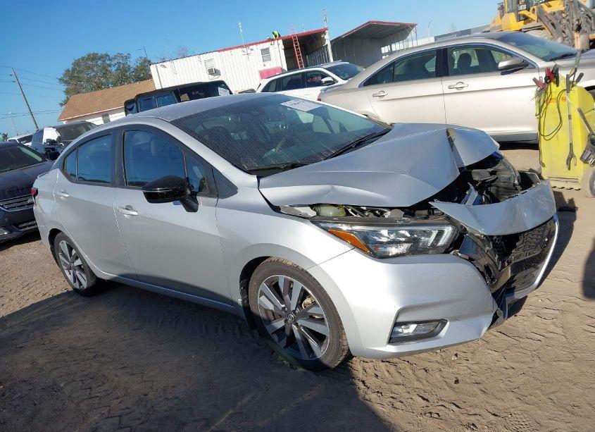 2020 Nissan Versa SR XTRONIC CVT (VIN 3N1CN8FV2LL813057) main photo