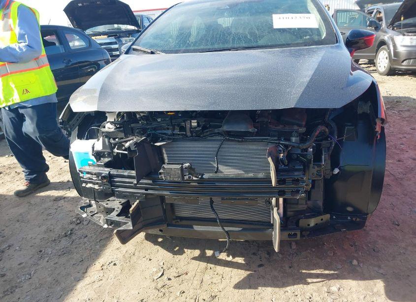 Photo 6 of 2024 Nissan Versa 1.6 SR (VIN 3N1CN8FV2RL867645)