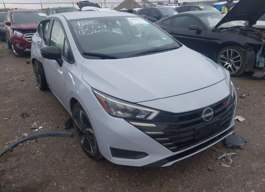 2024 Nissan Versa 1.6 SR (VIN 3N1CN8FV2RL869573) main photo