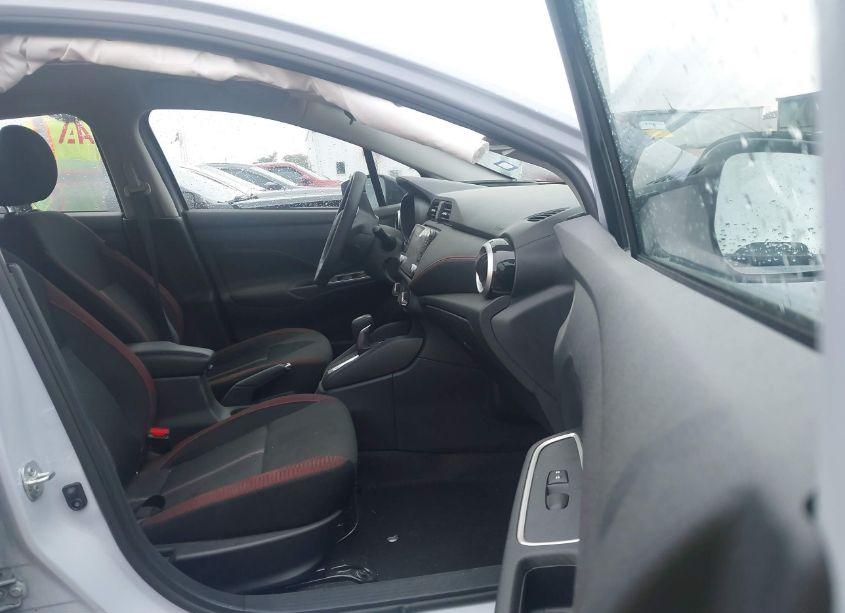 Photo 5 of 2024 Nissan Versa 1.6 SR (VIN 3N1CN8FV2RL869573)