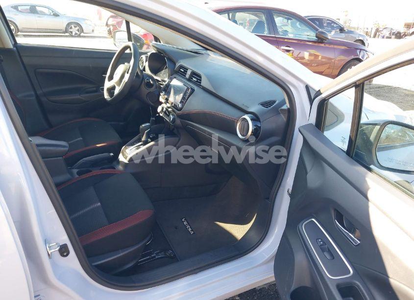 Photo 5 of 2024 Nissan Versa 1.6 SR (VIN 3N1CN8FV4RL906204)