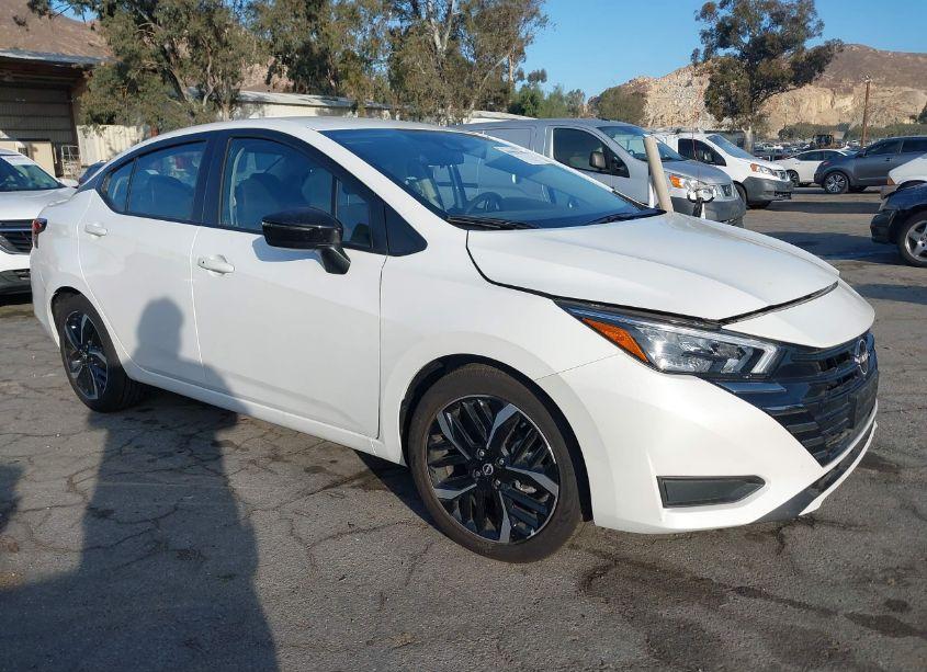 2024 Nissan Versa 1.6 SR (VIN 3N1CN8FV5RL863086) main photo