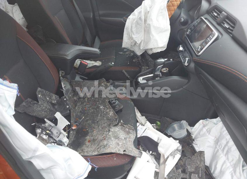 Photo 5 of 2020 Nissan Versa SR XTRONIC CVT (VIN 3N1CN8FV7LL912859)