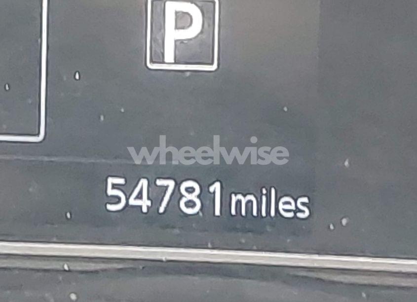 Photo 15 of 2021 Nissan Versa SR XTRONIC CVT (VIN 3N1CN8FV7ML920882)