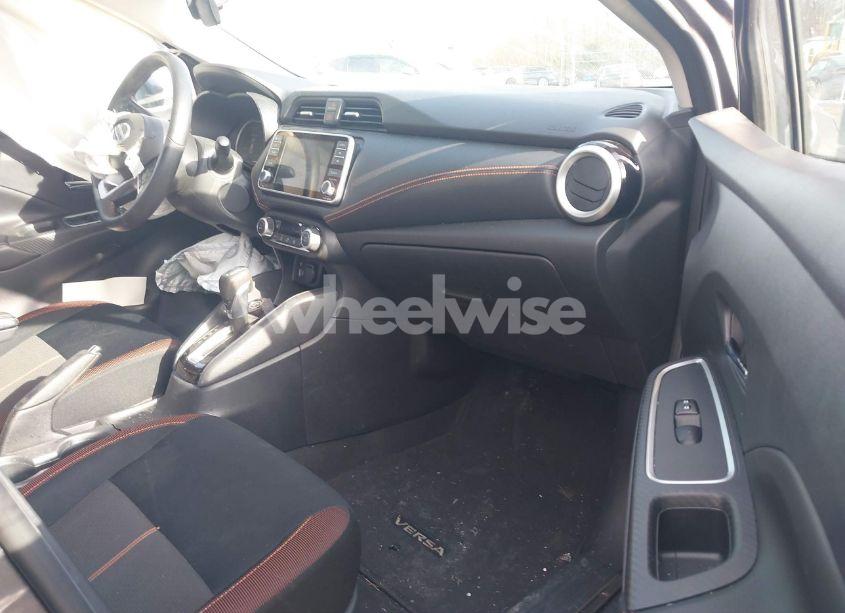 Photo 5 of 2022 Nissan Versa 1.6 SR XTRONIC CVT (VIN 3N1CN8FV7NL845232)