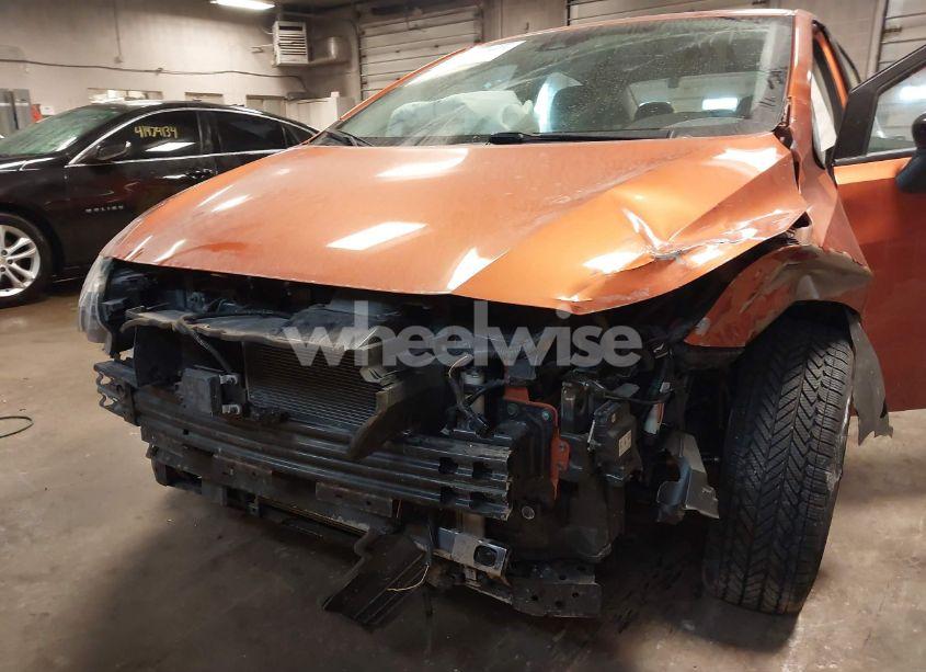 Photo 6 of 2020 Nissan Versa SR XTRONIC CVT (VIN 3N1CN8FVXLL844203)